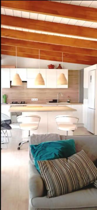 Beautiful Chalet With Wifi And Free Parking Arona  Exterior foto