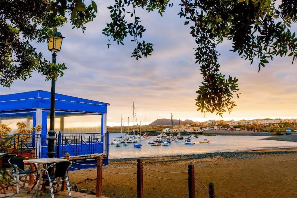Beautiful Chalet With Wifi And Free Parking Arona  Exterior foto